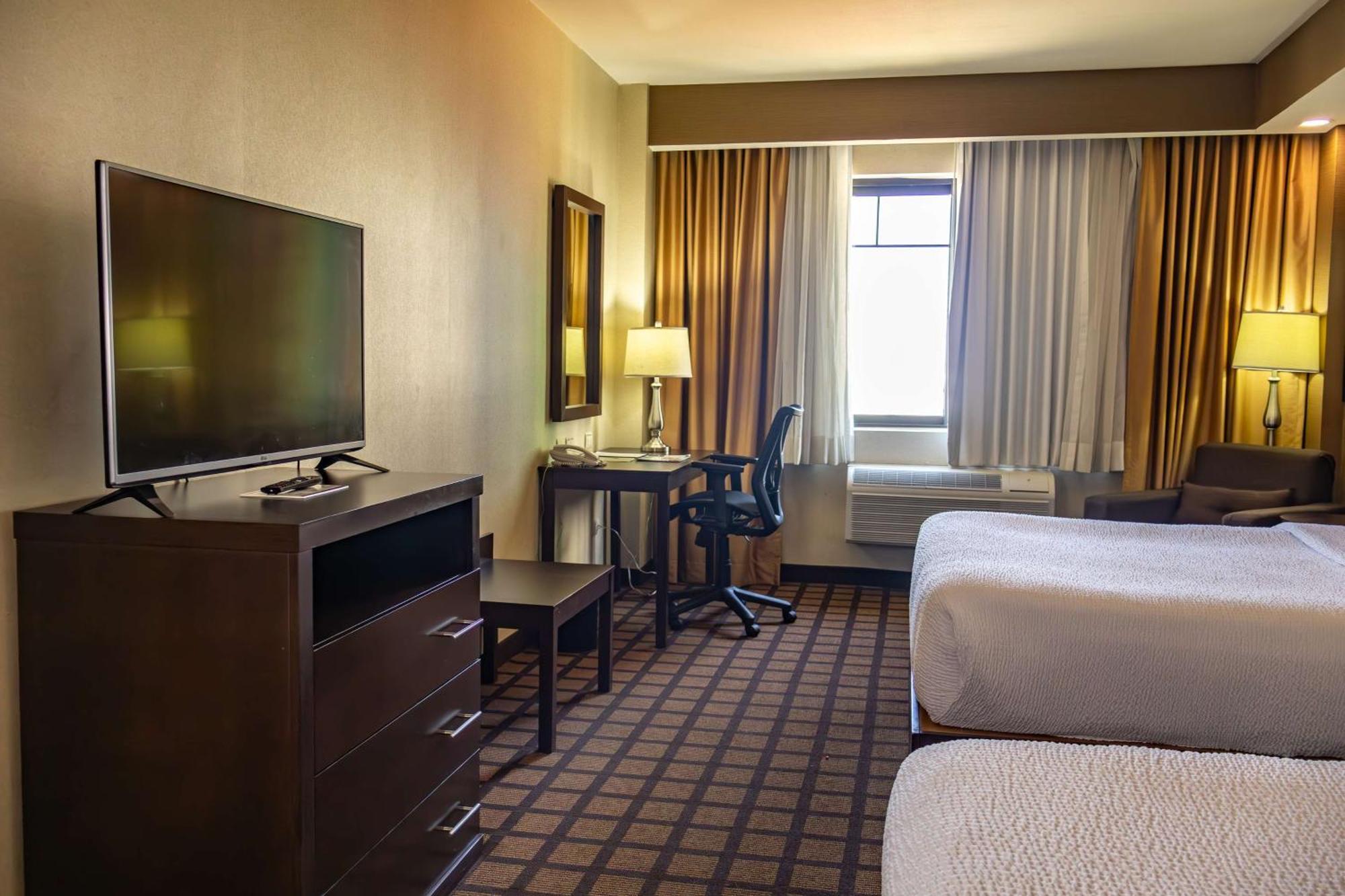 Best Western Premier Monterrey Aeropuerto Apodaca Exterior photo A typical room at the Hilton Garden Inn