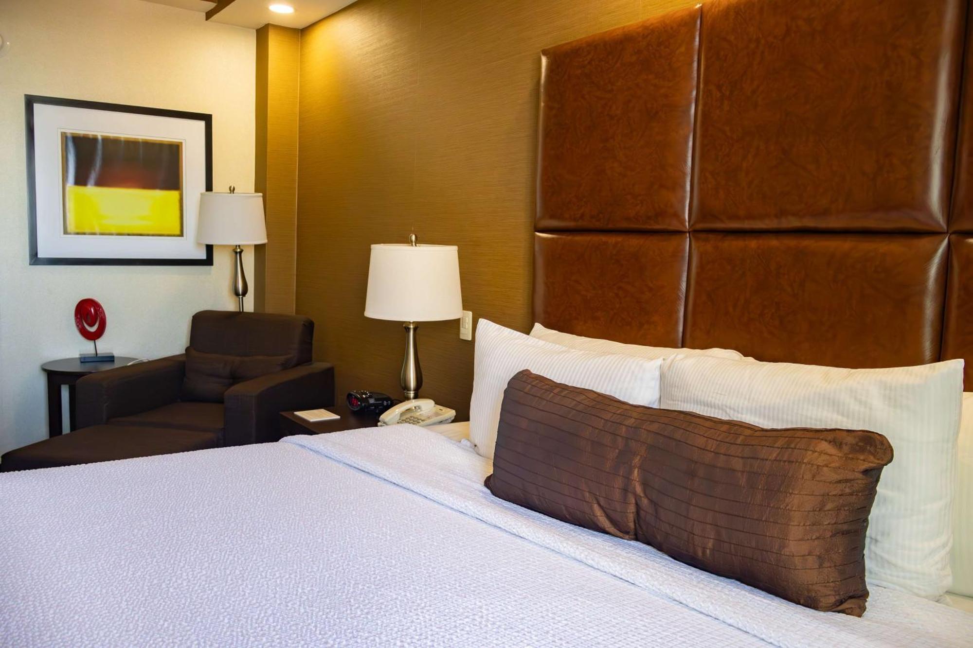 Best Western Premier Monterrey Aeropuerto Apodaca Exterior photo A typical room at the hotel